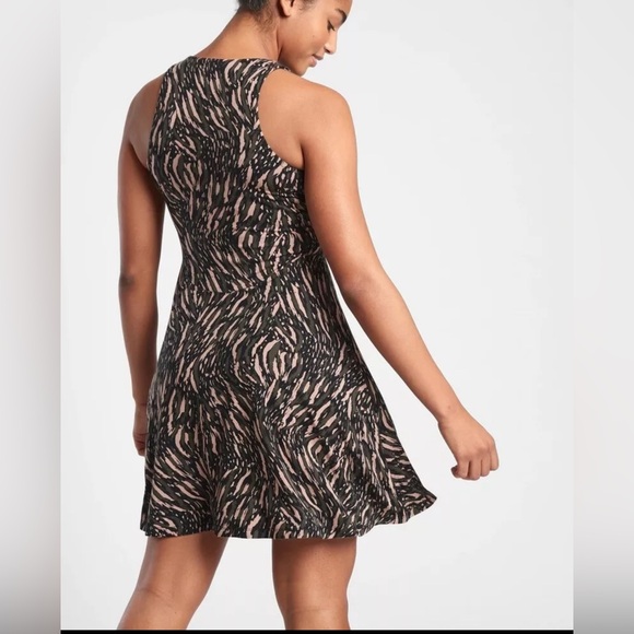 Athleta Santorini Dress - Picture 2 of 8